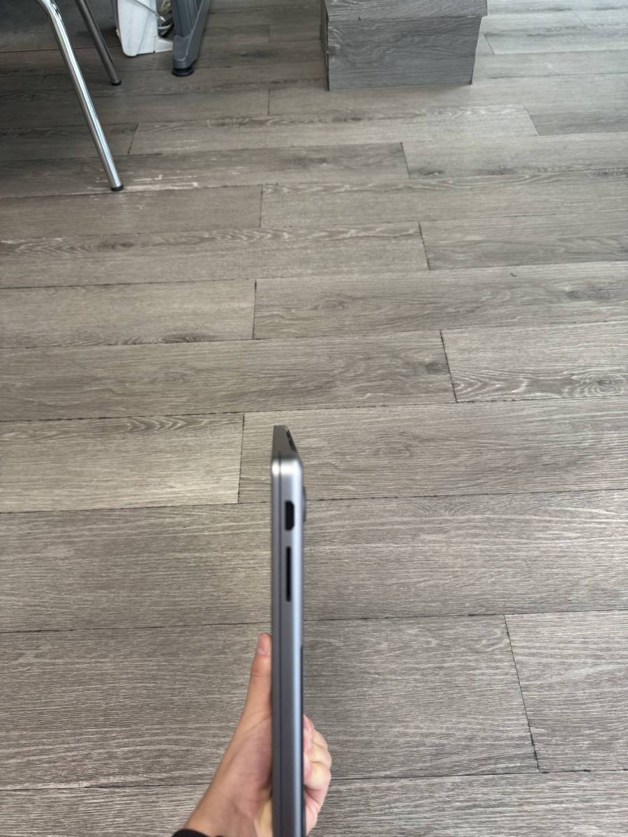 MACBOOK PRO RETINA 14 2023, M3/8GB RAM/512GB SSD SPACE GREY BOX - Imagen 6