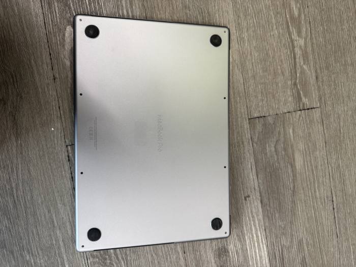MacBook Pro 16" 2021, M1Pro/16GB RAM/512GB SSD SPACE GREY - Imagen 8