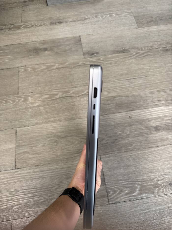 MacBook Pro 16" 2021, M1Pro/16GB RAM/512GB SSD SPACE GREY - Imagen 6