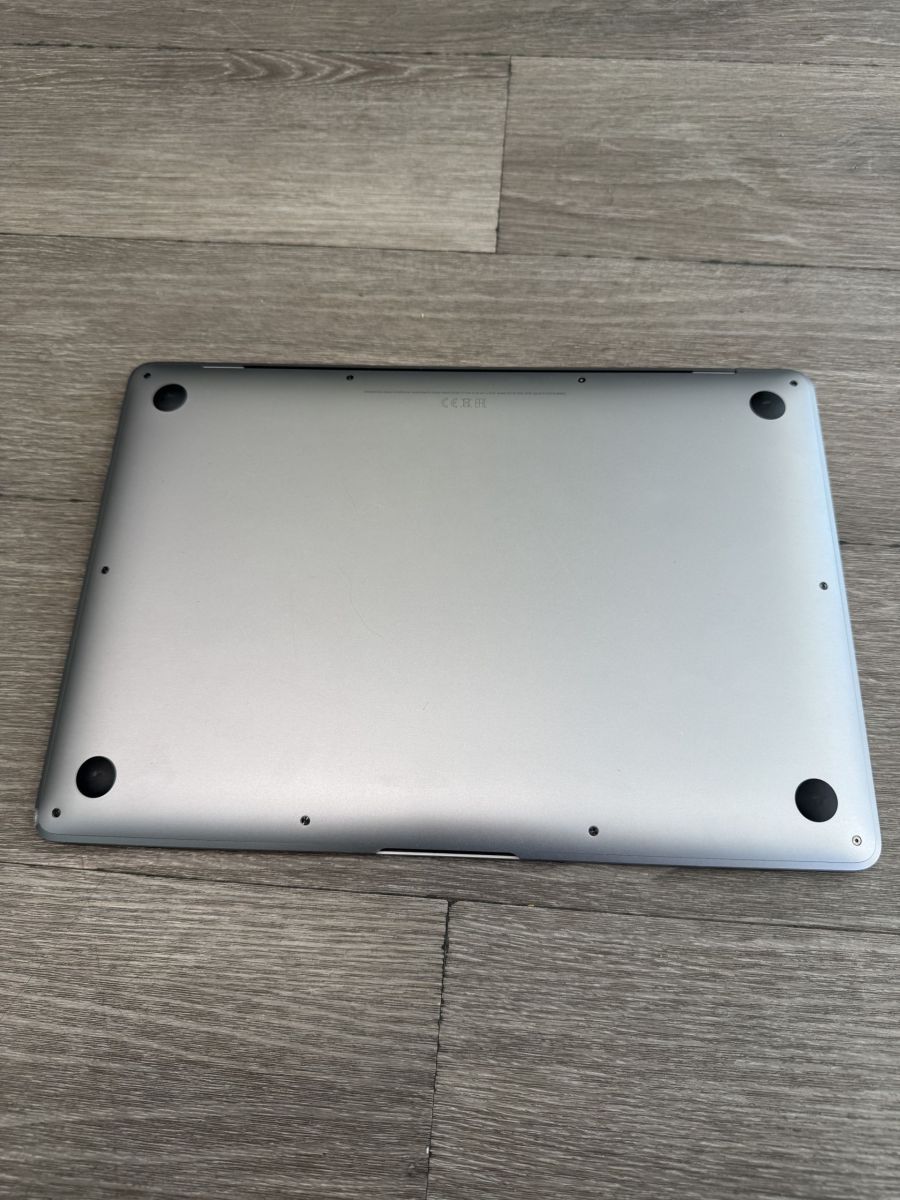 MACBOOK AIR RETINA 13" 2020 I5/8GB RAM/512GB SSD SPACE GREY - Imagen 6